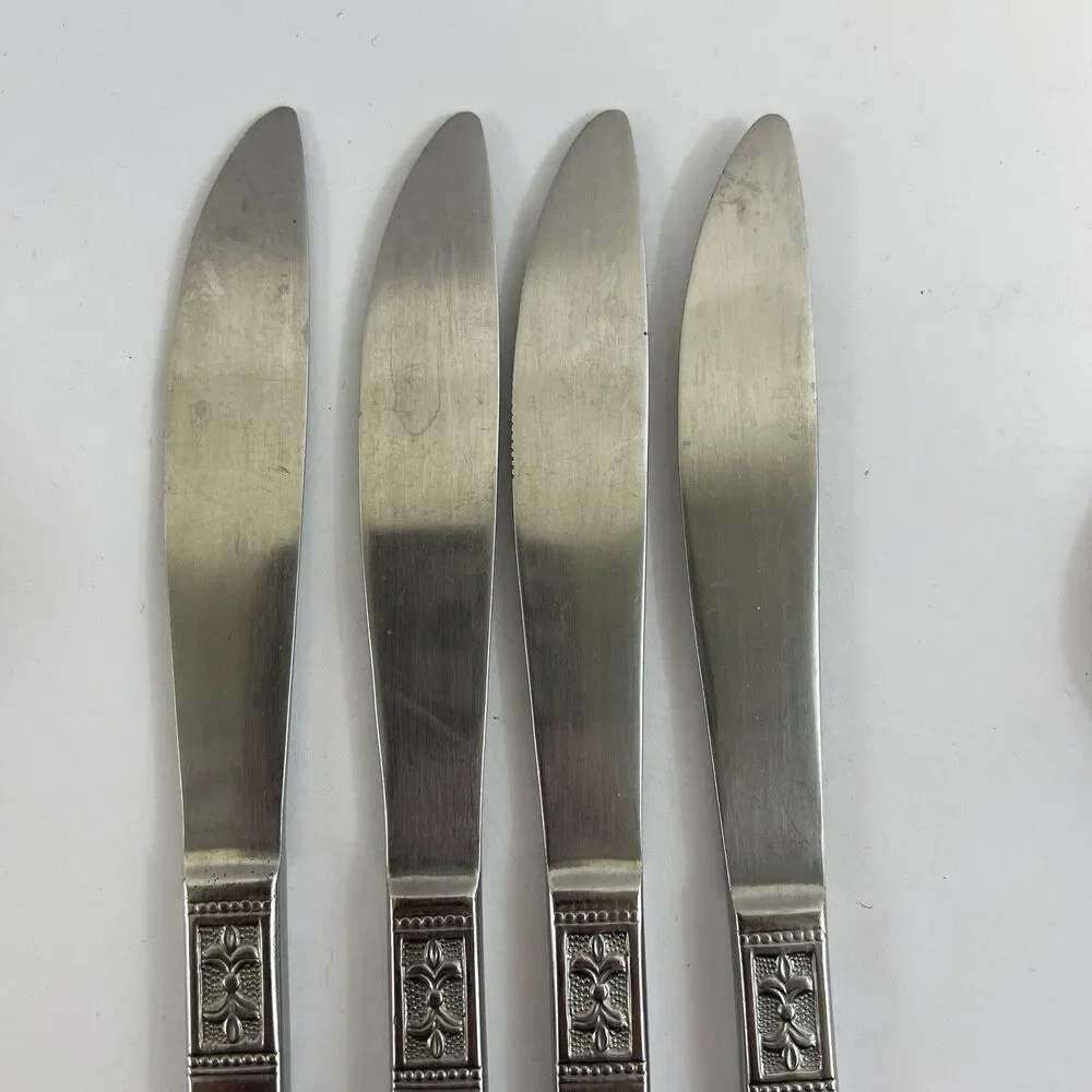 Customcraft CUS3 Fleur De Lis Stainless Flatware Set Lot 18 Forks Spoons Knives